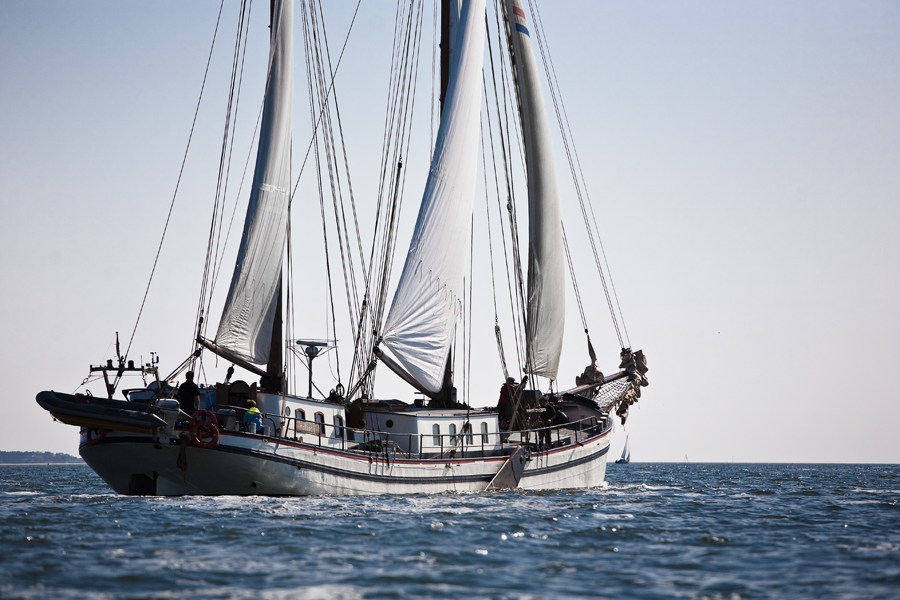 2 Mast Klipper Hollandia segelnd