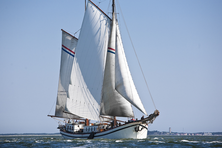 2 Mast Klipper Hollandia Steuerbord